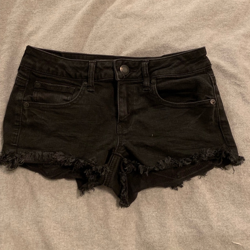 American Eagle shorts. Like new. Size 6